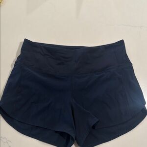 Lululemon Speed Up lined short 4” Women's Navy Shorts